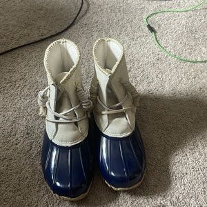 Jack rogers boots, size 8